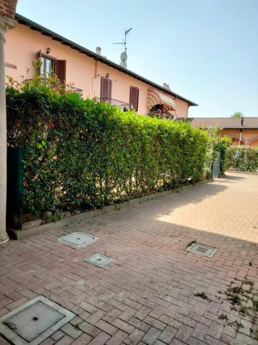 Appartamento In Cascina Lombarda Caselle Lurani Екстер'єр фото