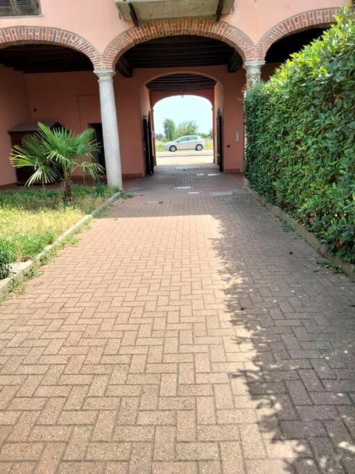 Appartamento In Cascina Lombarda Caselle Lurani Екстер'єр фото